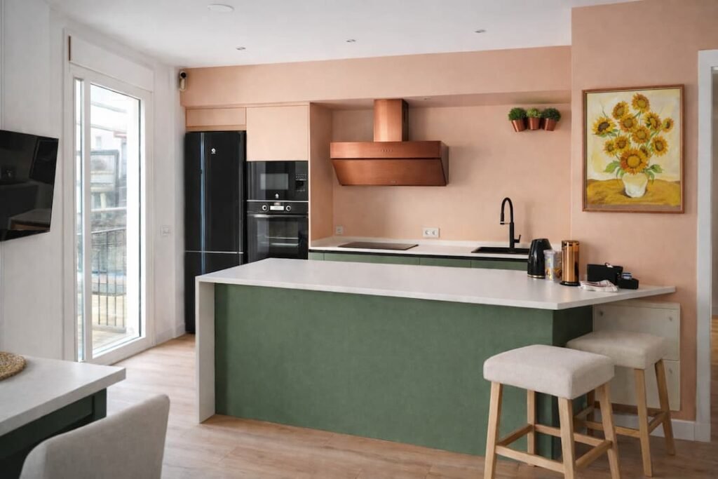 reforma integral de baño en Leganés con ducha moderna y mampara de cristal